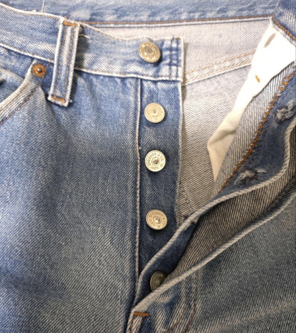 Levi’s 501 80s Vintage Valencia Selvedge Redline Jeans W30 L34 Made USA