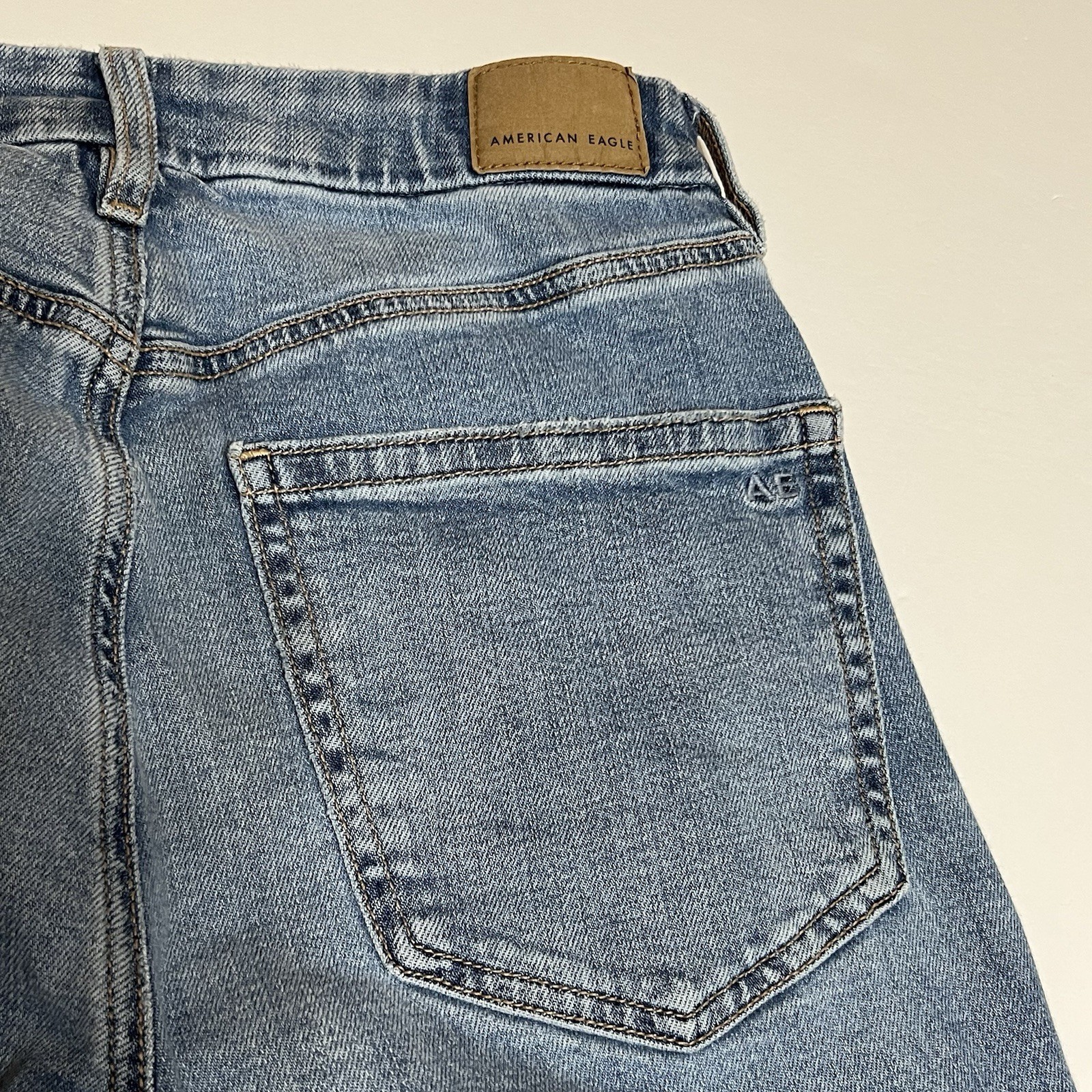 American Eagle Curvy Super High Rise Baggy Wide Leg Women’s 6 Reg (28×30) Cargo