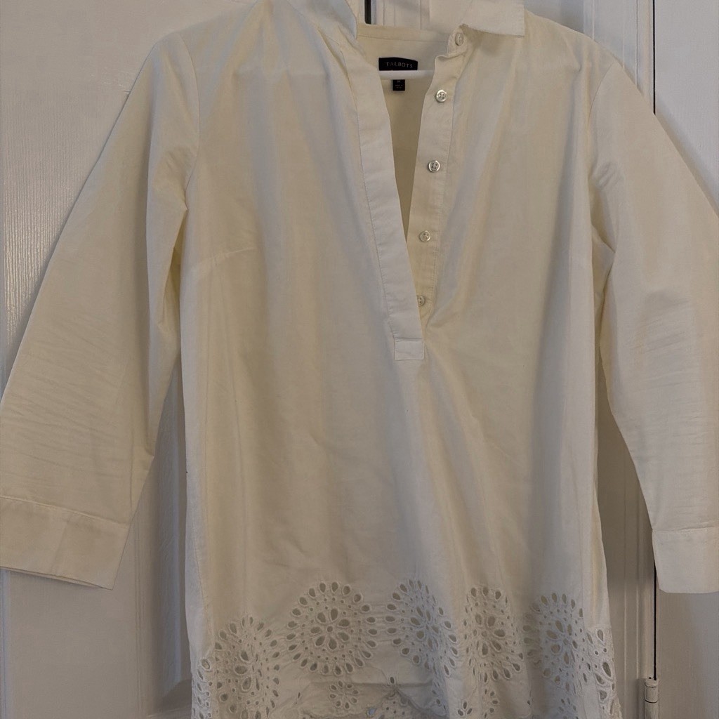 Talbots Women’s White Solid Collared Button Eyelet Hem Tunic Blouse M