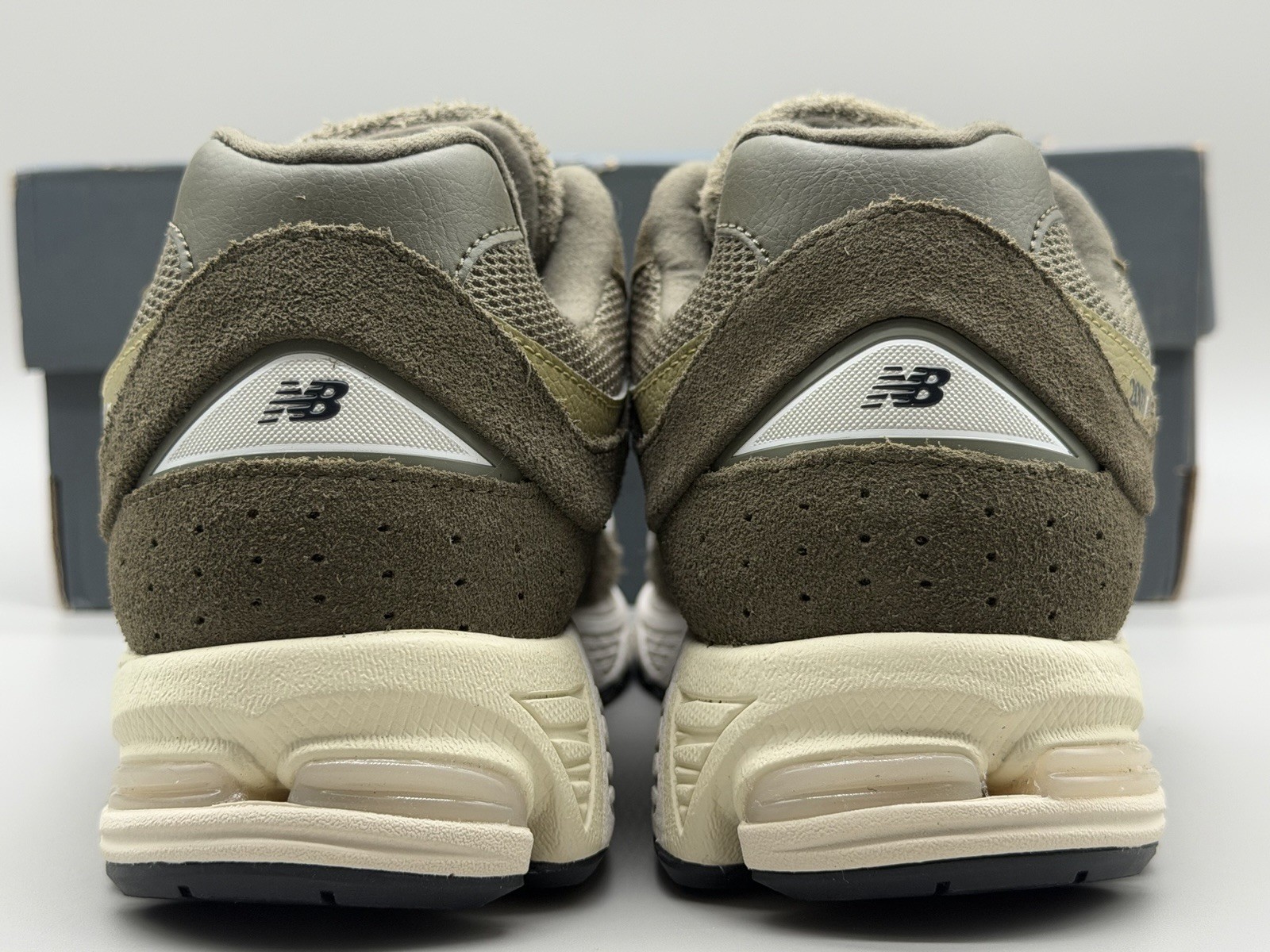 New Balance 2002R Zalando Olive Green M2002RZD Men’s 9 Women’s 10.5 New