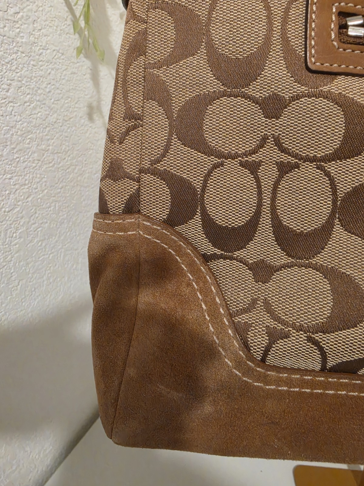 Coach Medium Shoulder Bag Brown/Beige