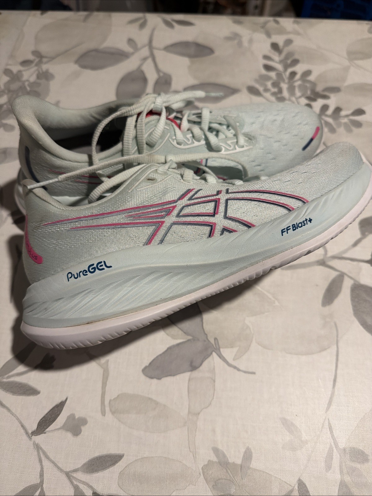 ASICS GEL-CUMULUS 26 – Size 8 Soothing Sea Blue – Never Worn Outdoors