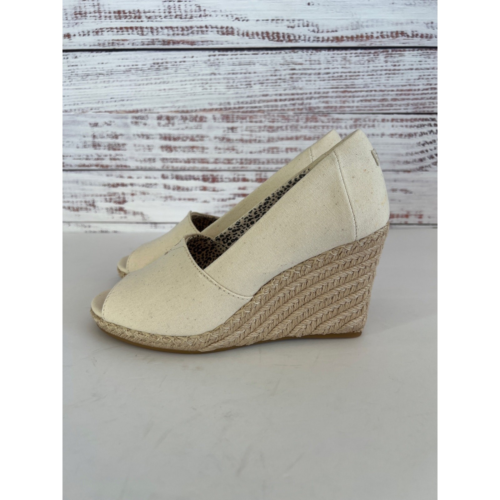 TOMS WOMENS MICHELLE PEEP TOE CANVAS ESPARDRILLE WEDGE PUMPS NATURAL 6 1/2