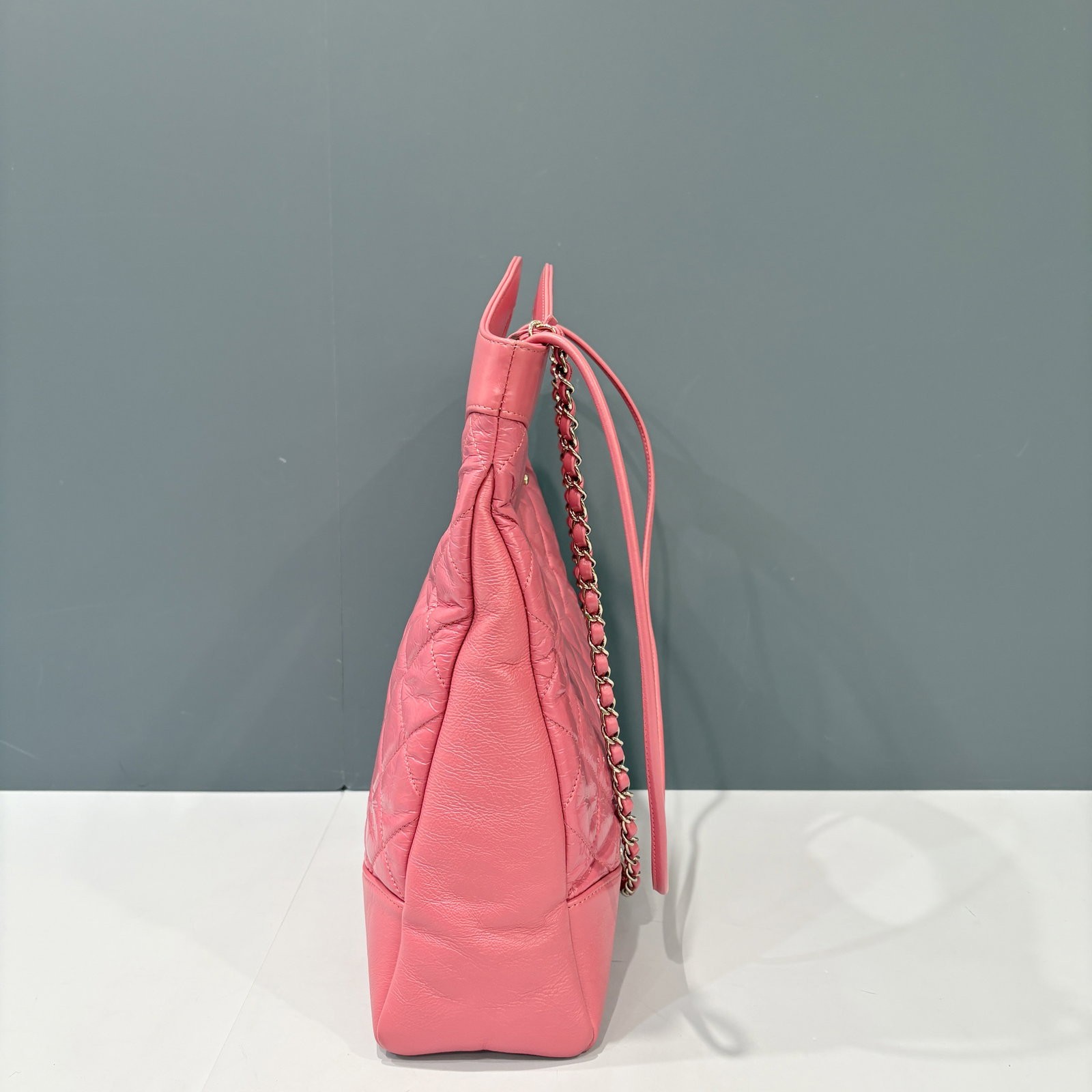 Chanel 31 Shoppinng Bag Pink Crumpled Calfskin (ac031926c1)