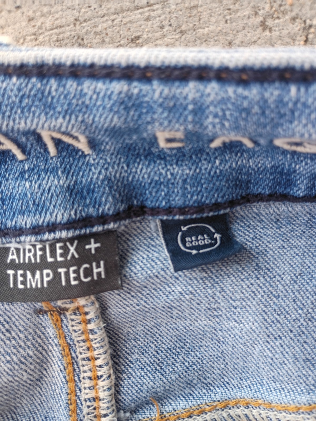American Eagle AirFlex+ Temp Tech Slim Blue Light Wash Denim Mid Rise Jeans