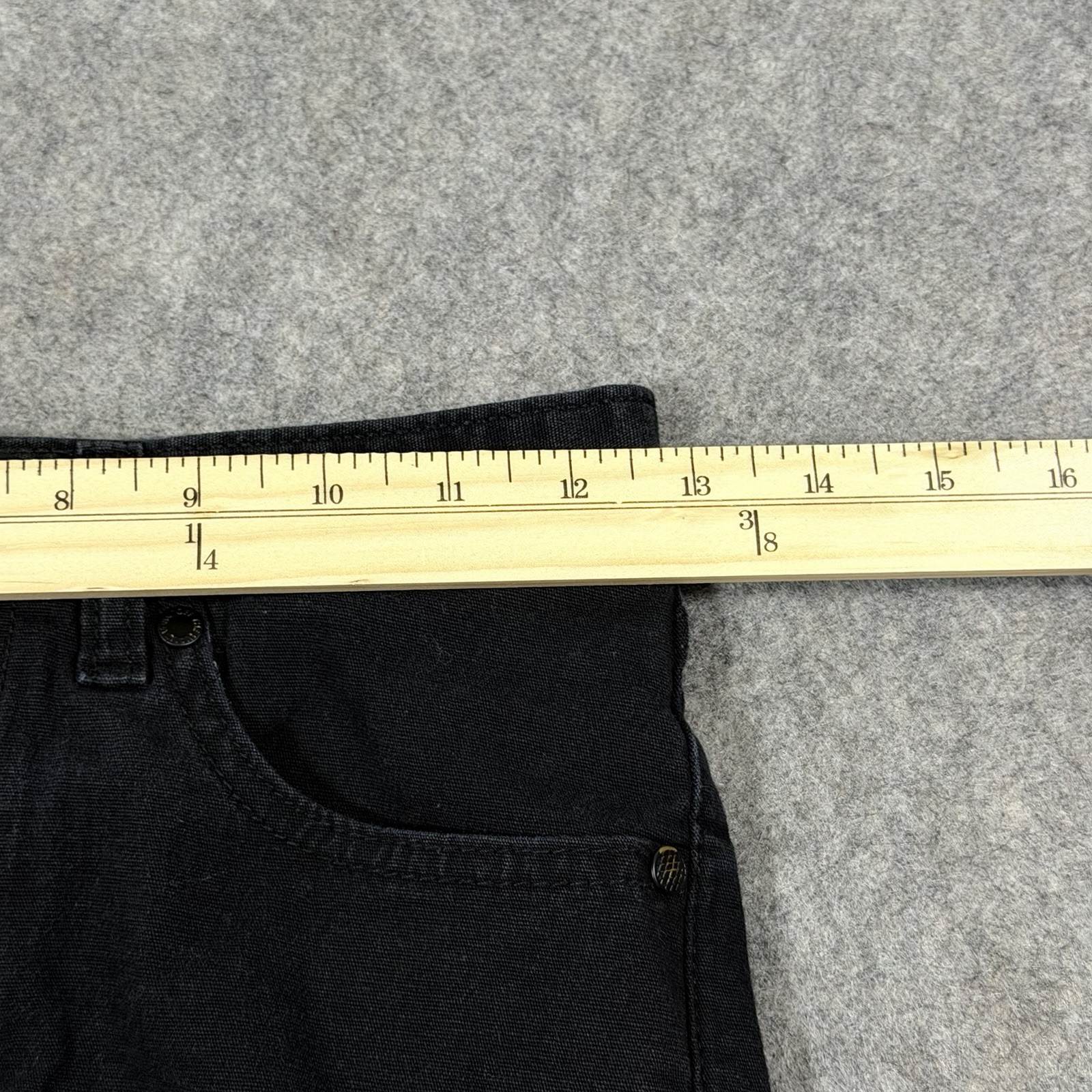 Vans Shorts Denim Jean Shorts Youth Boy’s Size 12 (Actual Fits 25.5×8.75) Black