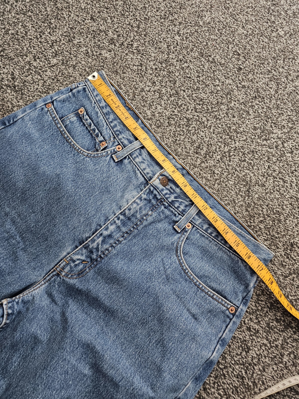 Vintage Levi’s 615 Orange Tab Jeans Men’s 34×31 Blue 1990’s Straight Leg