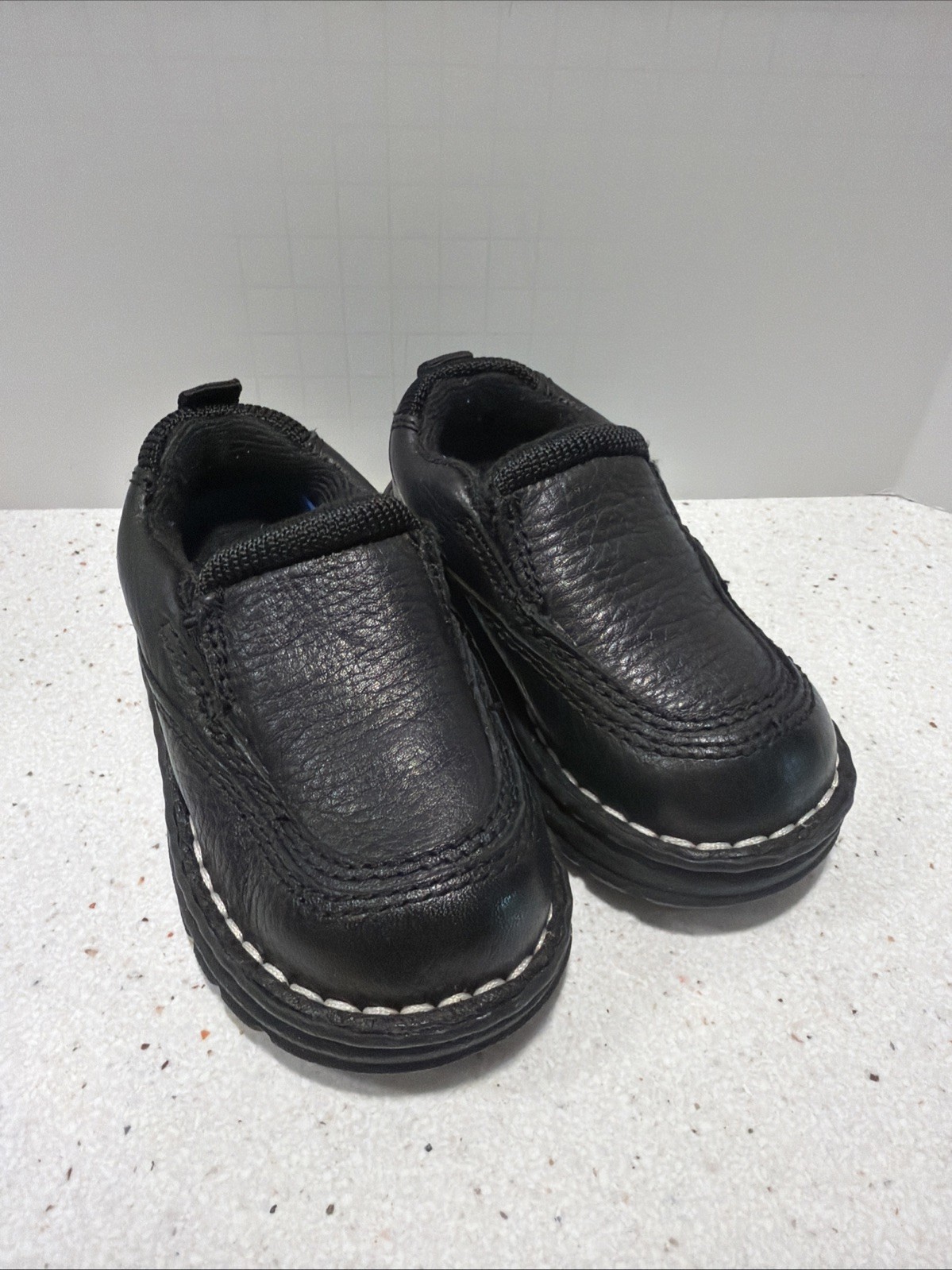 BUSTER BROWN baby Boys Black Leather Shoes Size 10 M Closed Toe With Toe Zone