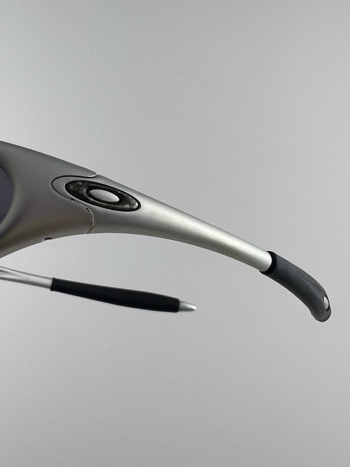 Oakley Minute 1.0 FMj 5.56 Frame Black Iridium Lens 04-086 Gunmetal Icons XX