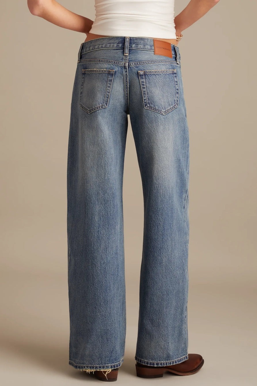 [150926-420] WOMENS LUCKY BRAND SUPER LOW RISE ULTRA WIDE – GET LOW WASH
