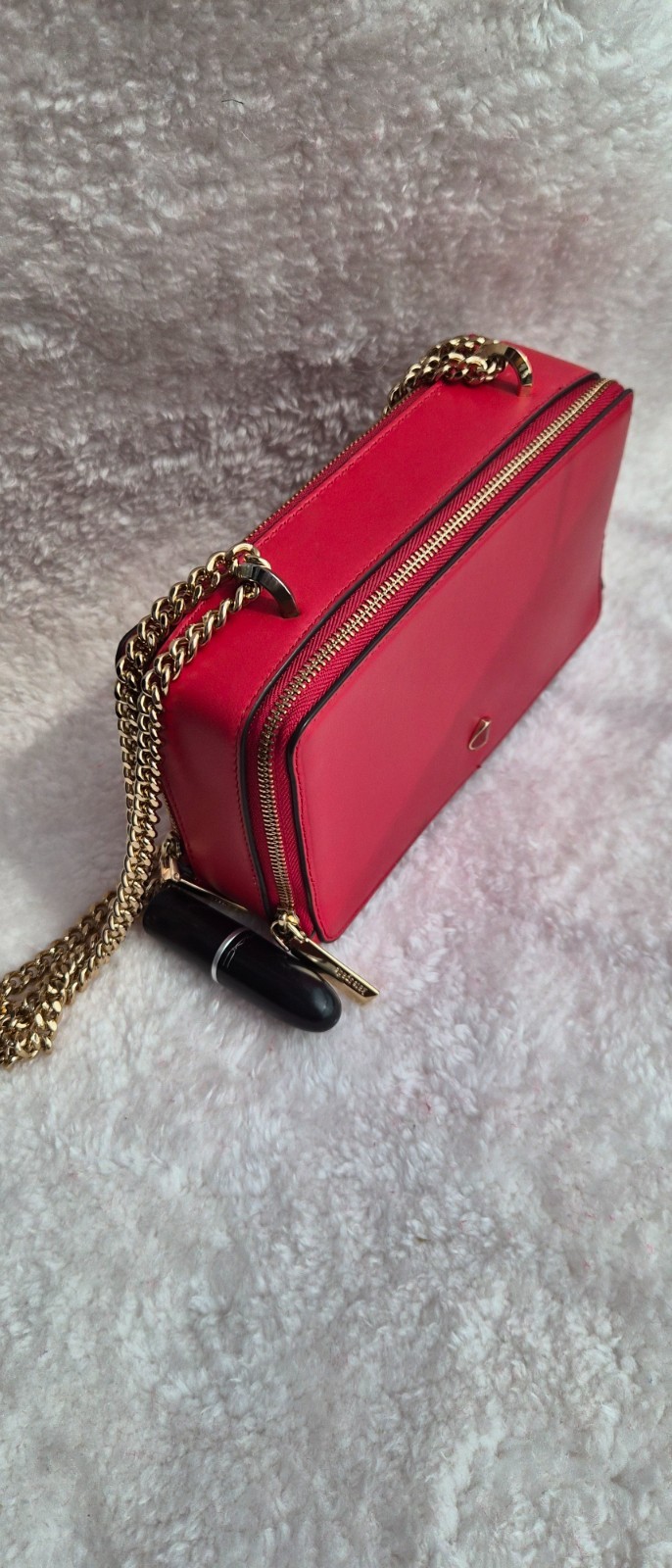 kate spade izzy red crossbody – gold hardware – original dustbag included