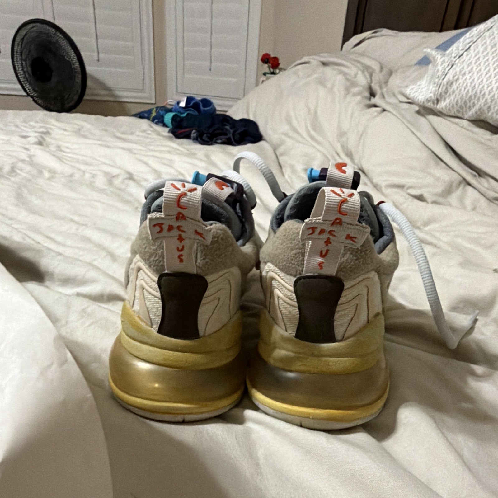 Nike Travis Scott Air Max 270 React ENG Cactus Trails CT2864-200 . brand new .
