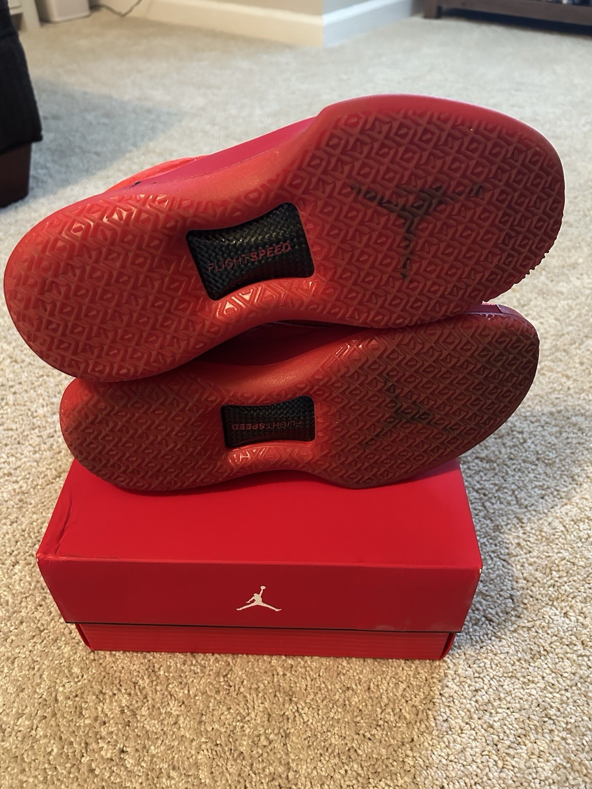 Jordan 32 XXXII Rosso Corsa