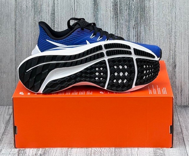 MENS NIKE AIR ZOOM PEGASUS 39 RUNNING SHOES / SIZE 12 / RACER BLUE-WHITE-BLACK