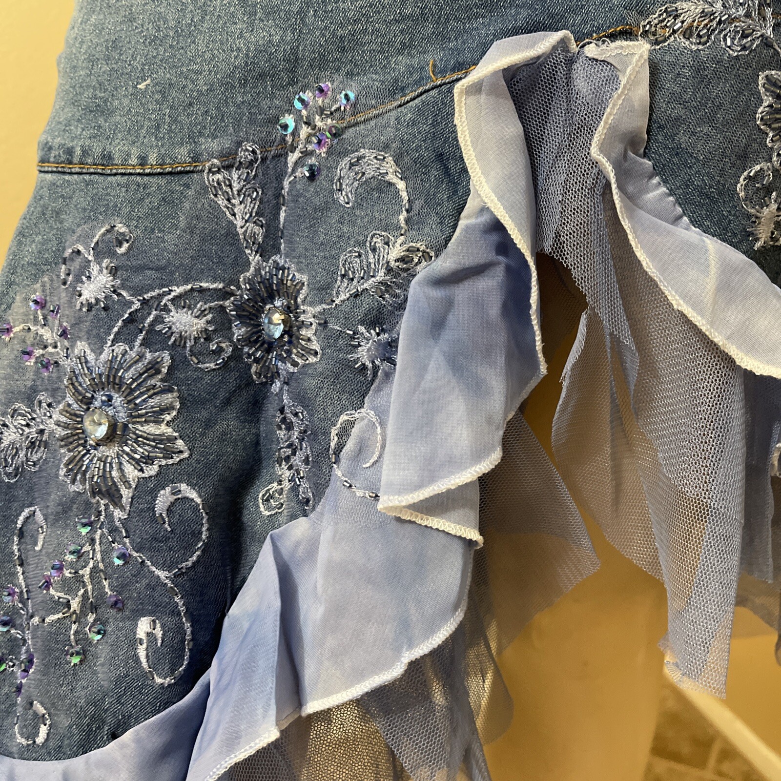 Women’s Blue Denim Cotton Casual Stretch Bead Boho Zipper Size M(6-8) Skirt 3277