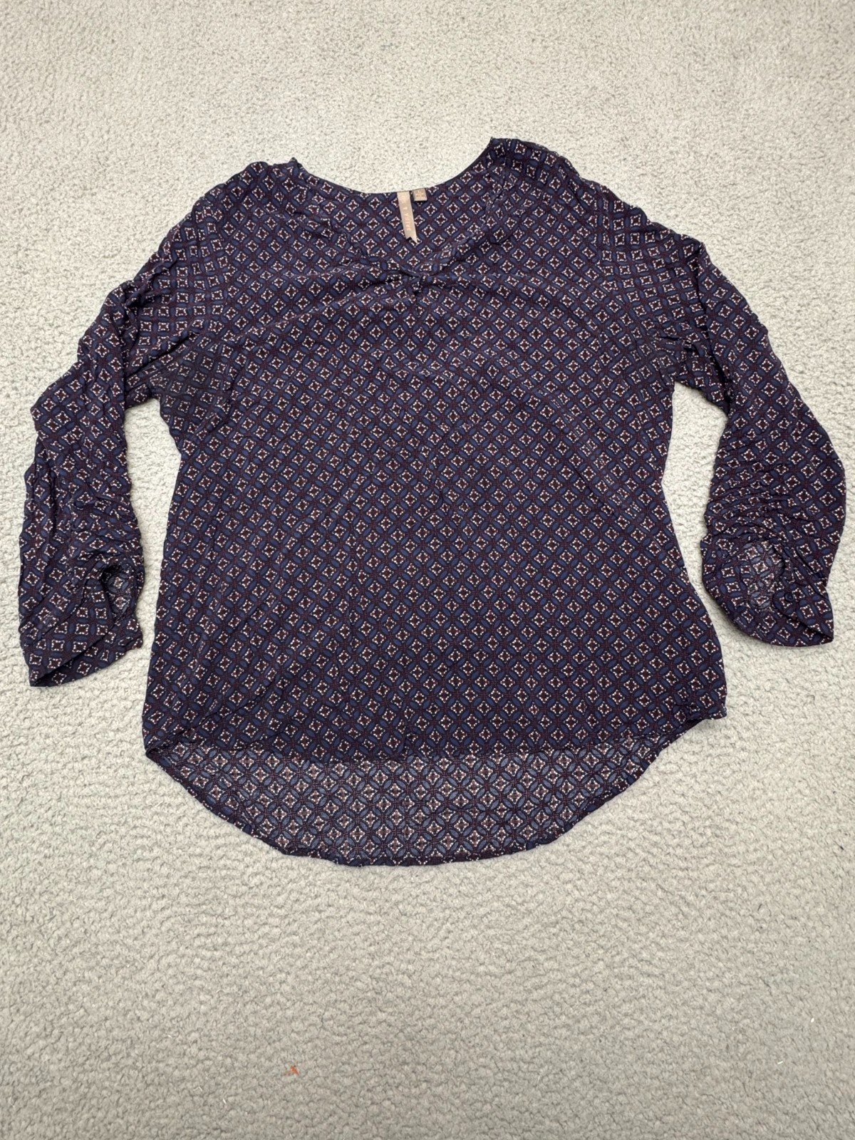 Brina & Em Lemmy Womens V Neck Blouse Navy Blue Burgundy Geometric Size L