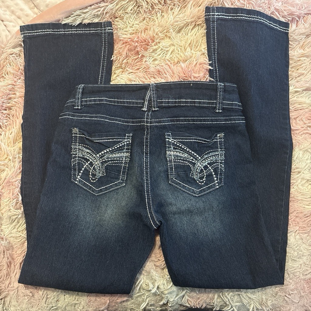 WallFlower Women’s Dark Wash Blue Denim Skinny Jeans Mid Rise 5-Pocket
