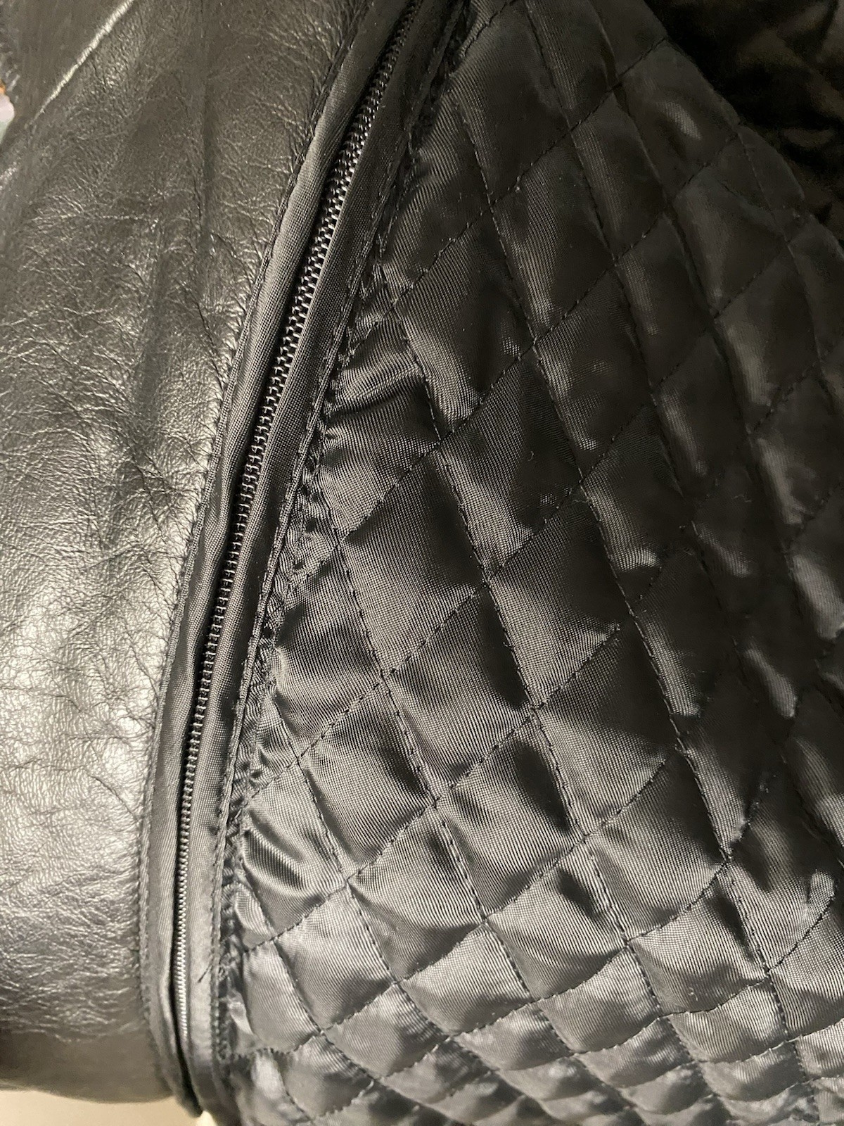 Wilsons Black Leather Jacket Womens Large Thinsulate Zip Out Liner Coat