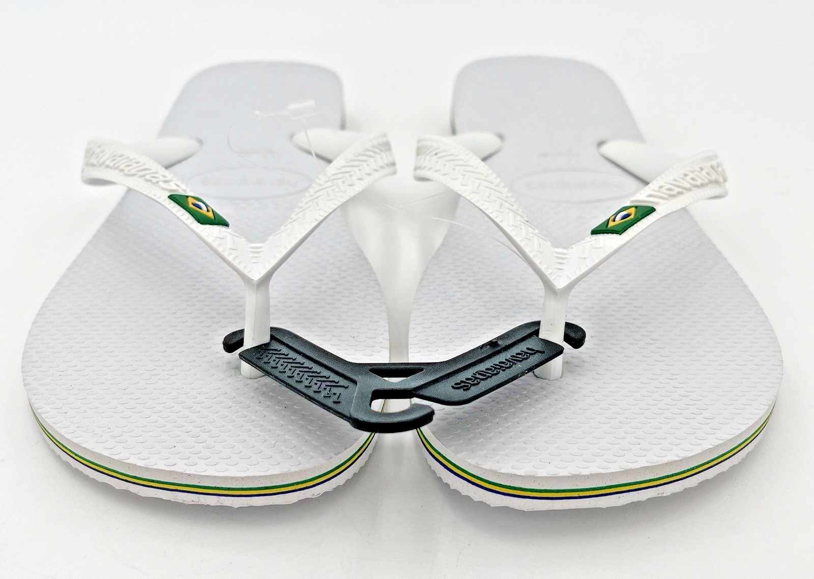 Havaianas Brasil Logo Flip Flops – White – US Men’s 8 /Women’s 9/10 – NEW