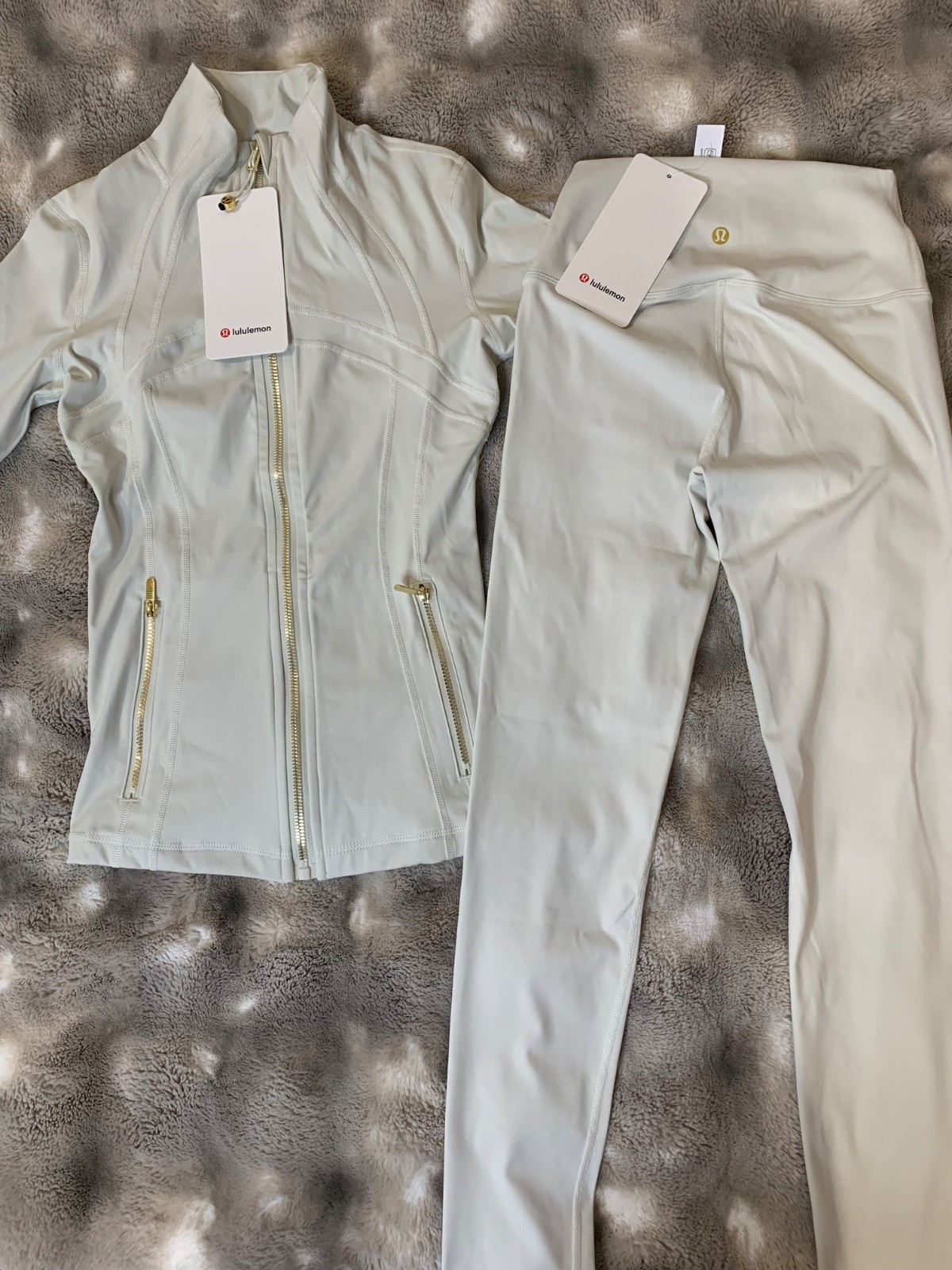 Lululemon Gold Define Jacket and Leggings size 2