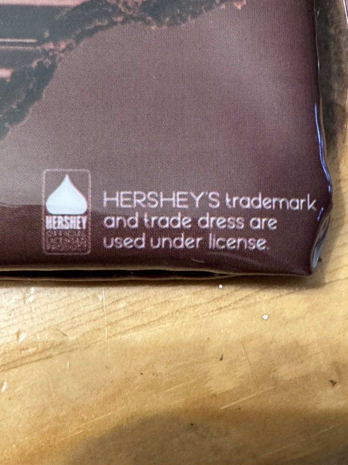 Reese’s, Twizzler, Hershey Zip Purse, Pencil Holder, Boy Or Girl, 30 Items Total
