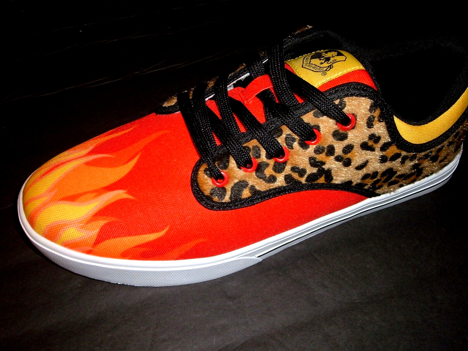Vlado Men’s Sz 10 Leopard Print Lifestyle Flames Sneakers Limited Edition NWT