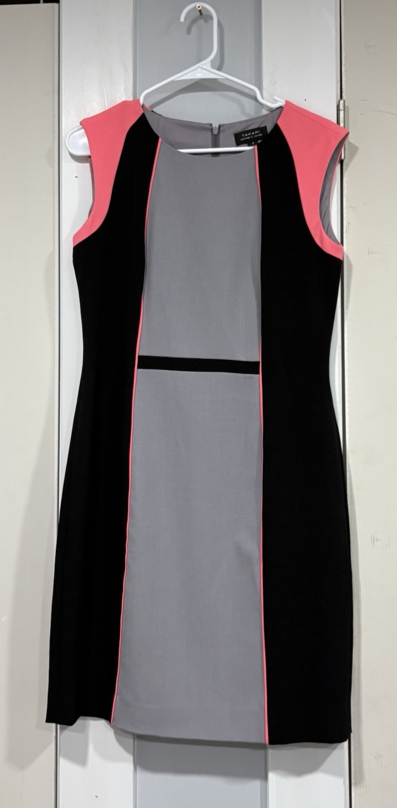 Tahari Arthur Levine Dress Size 8 Colorblock Sheath Sleeveless Gray Black pink