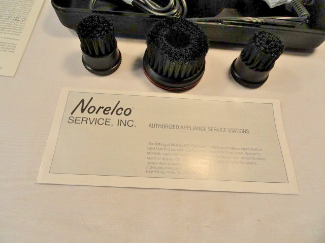 Norelco – Man Care – Collection – ELECTRIC SHOE POLISHING KIT – SP35 New Other