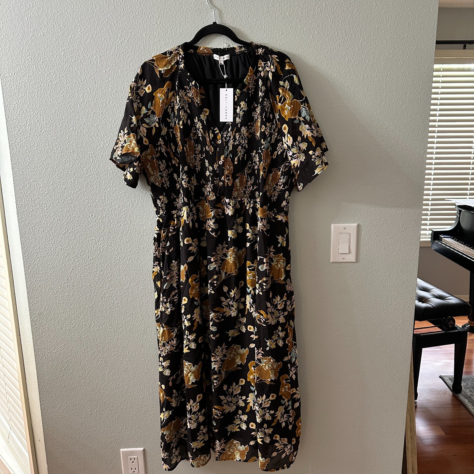 NWT Baltic Born Hathaway Black Floral Midi Dress Women’s size 3X 3XL