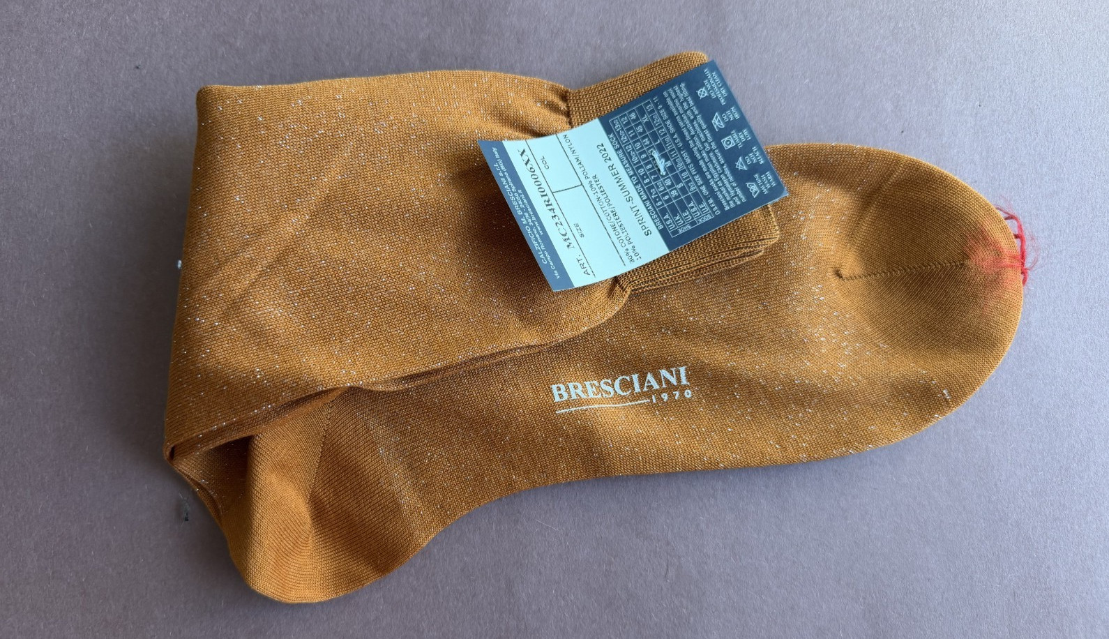 Spring/Summer 2022 Men’s Bresciani Socks NWT Blended Orange w/Sparkles