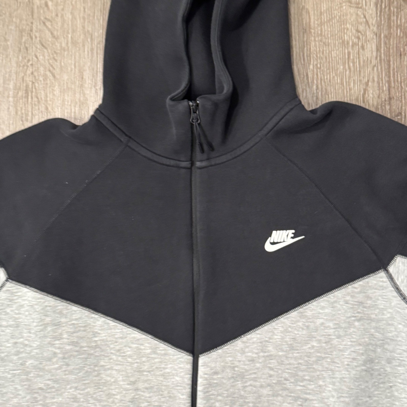 Nike Hoodie Mens XXL Black Grey Tech Fleece Full Zip Colorblock Chevron Active