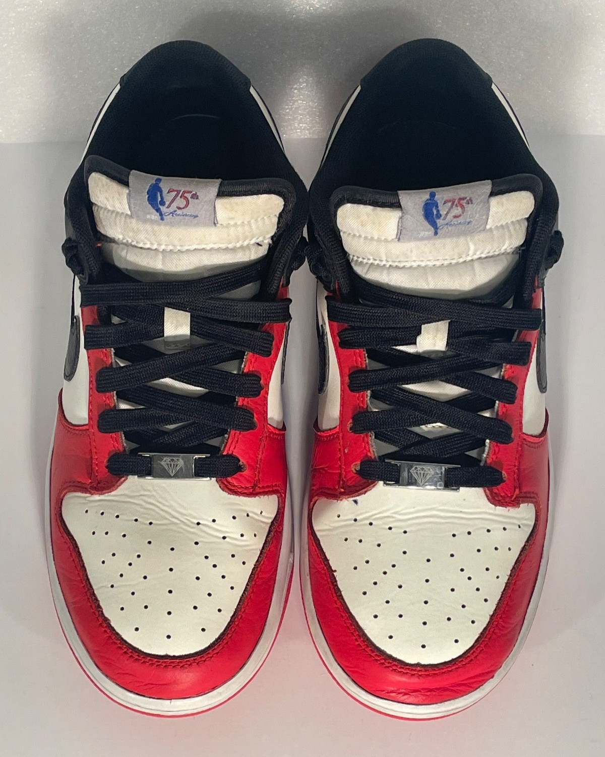 NIKE MENS SIZE 8 NBA DUNK LOW 75TH ANNIVERSARY CHICAGO BULLS RED DD3363-100