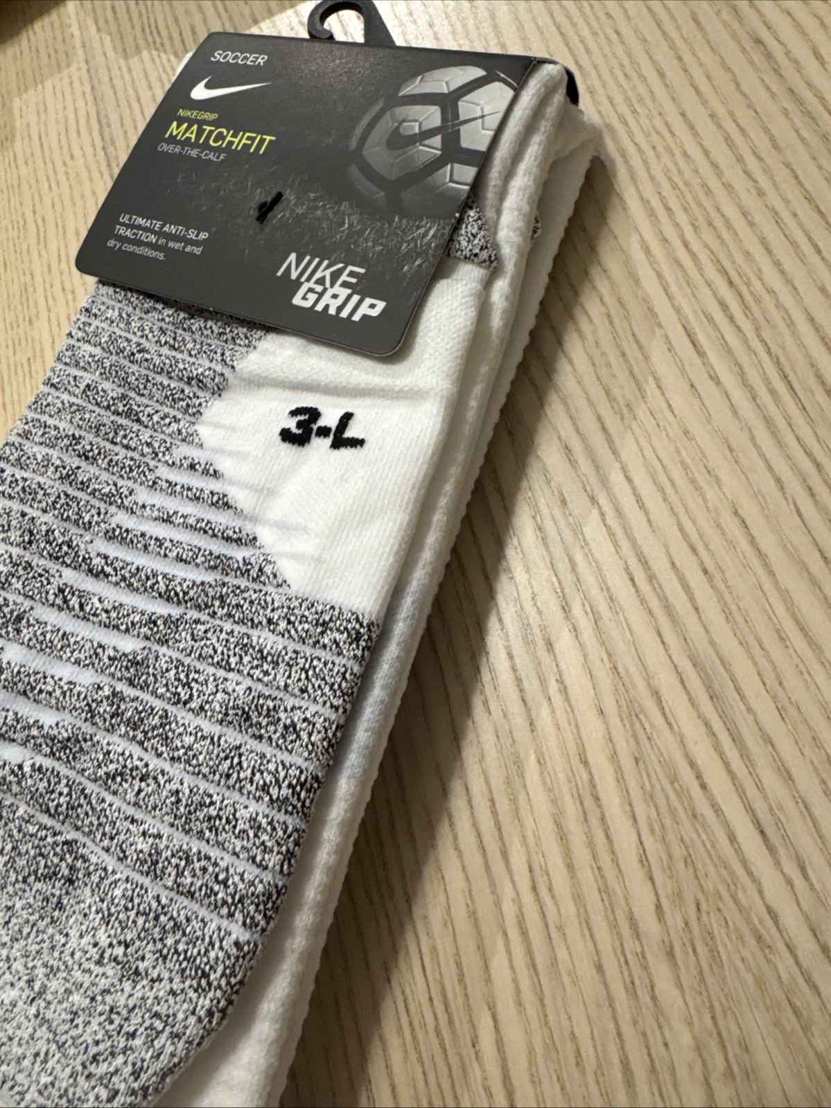 Nike Grip Matchfit Soccer Socks Over-The-Calf White Grey 3-L NEW