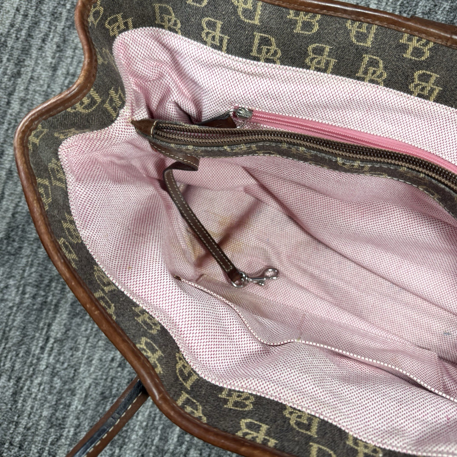 Dooney & Bourke Satchel Tote Bag Push Lock Signature Canvas Leather Trim Purse