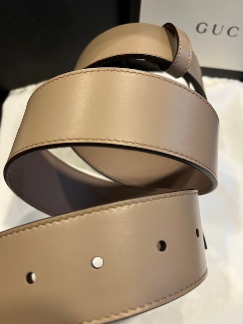 Gucci GG Buckle Women’s Dusty Pink Marmont Leather Belt size 80 cm Fits 26-28 W