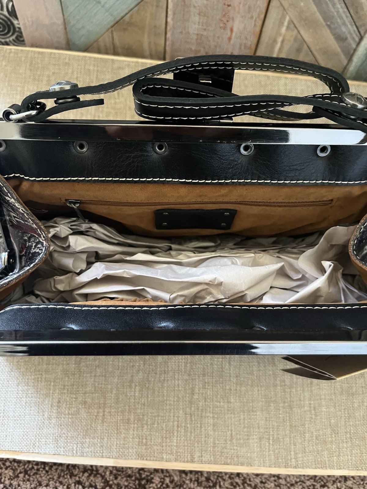 Patricia Nash Heritage Paisley Frame Clutch Wristlet Push Lock Dust Bag