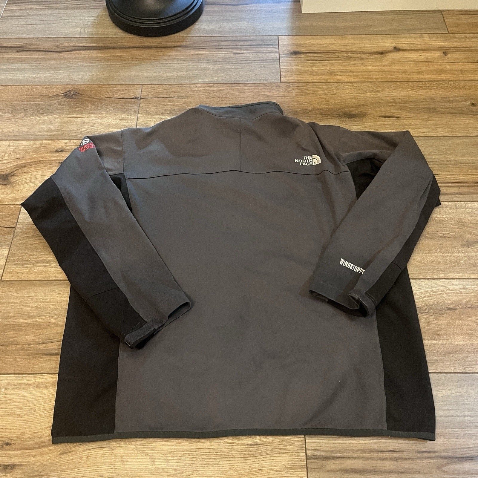 The North Face Summit Series Windstopper Soft Shell Zip Up Jacket Grey Black XL