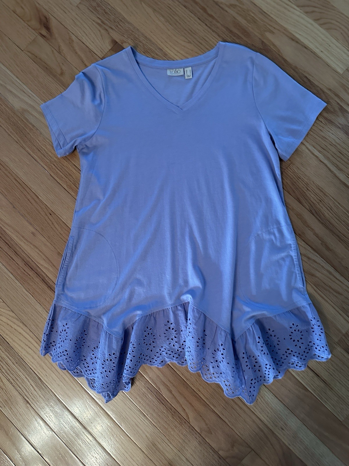 Logo Lori Goldstein Lilac Eyelet Tunic S NWT Top Only