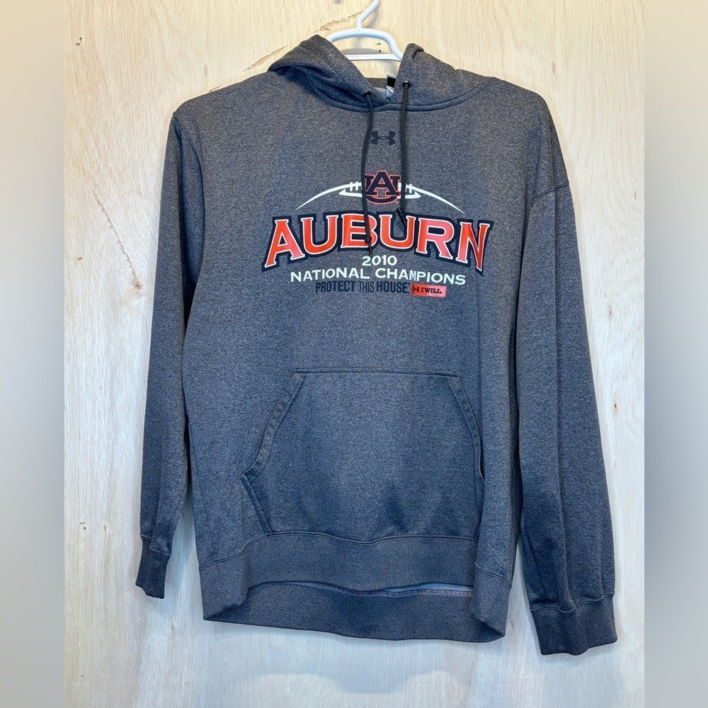 Auburn University Hooded Sweatshirt 2010 National Champions Under Armour Large