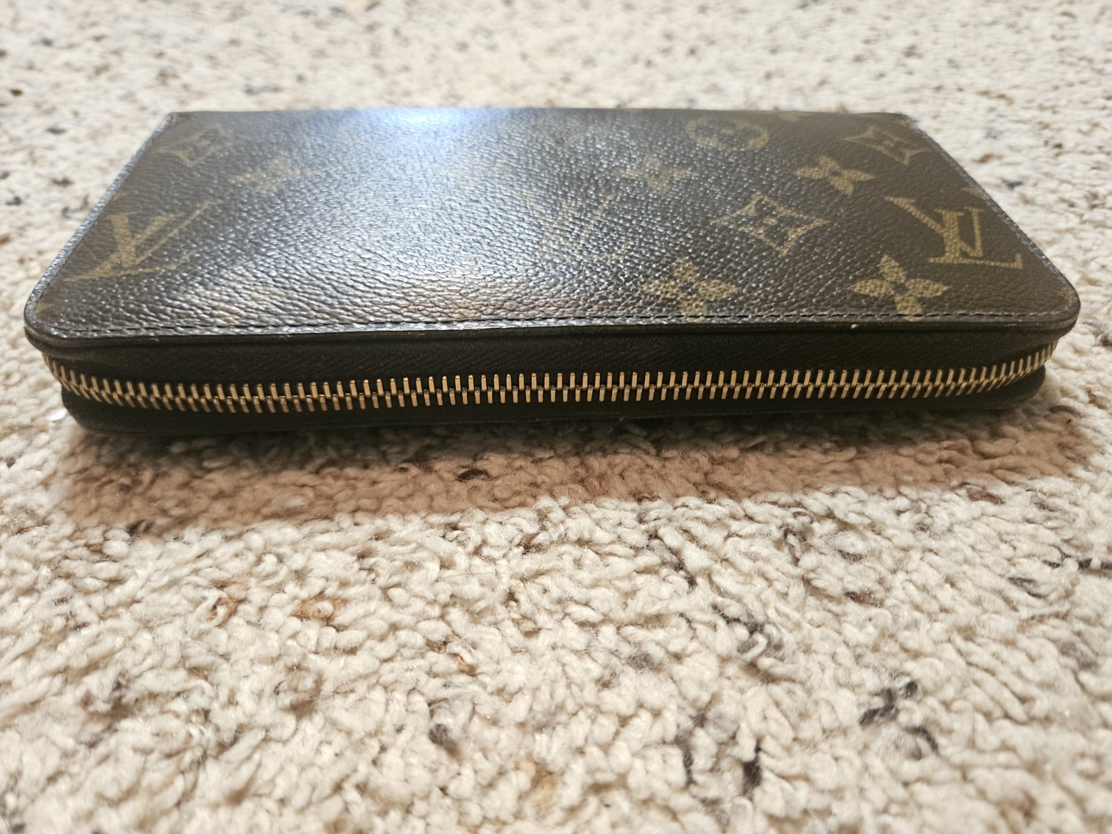 LOUIS VUITTON Monogram Canvas Zippy Long Wallet – Brown