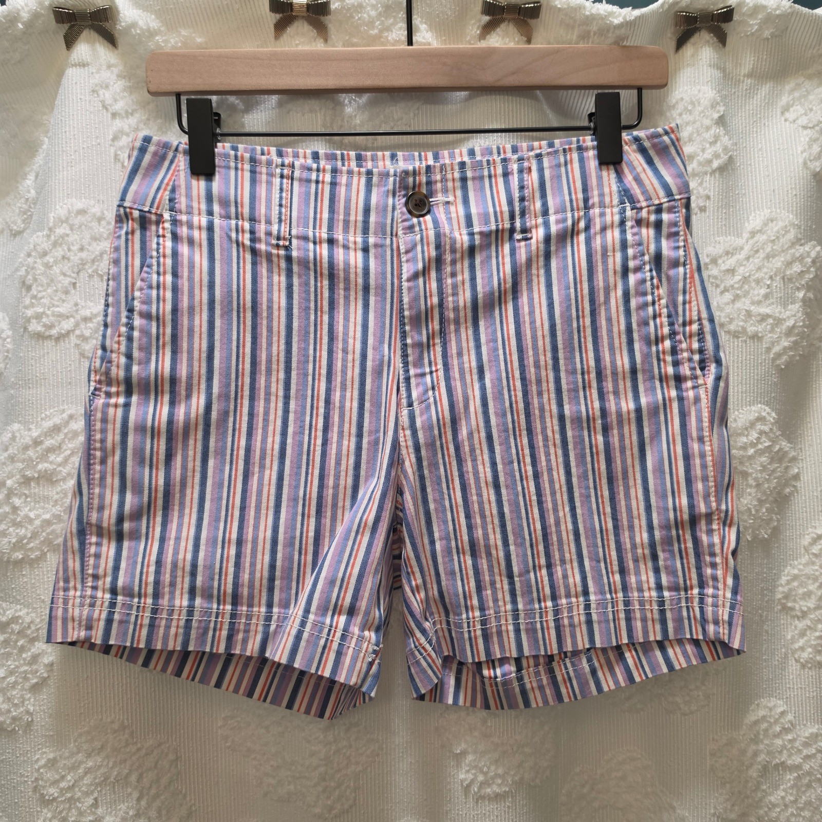 Gap Womens Multi Color Vertical Striped 3 Inch Inseam Chino Shorts Size 4