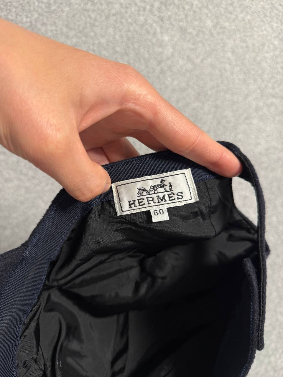Hermès Cashmere cap, size 60, dark blue, close to black