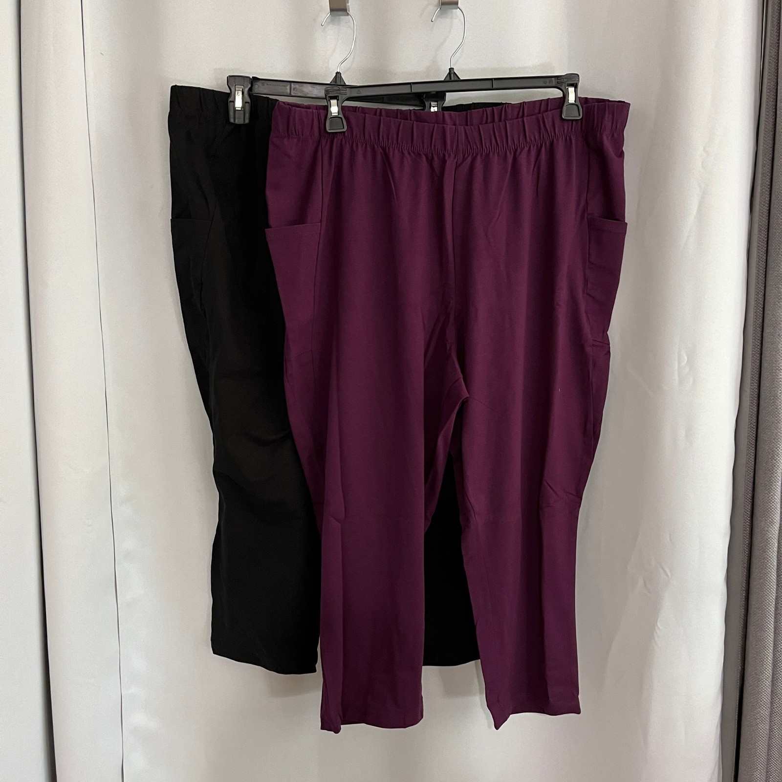 Lot of 2 Roaman’s Side Pocket Essential Capri Legging Womens 26/28 Black Purple