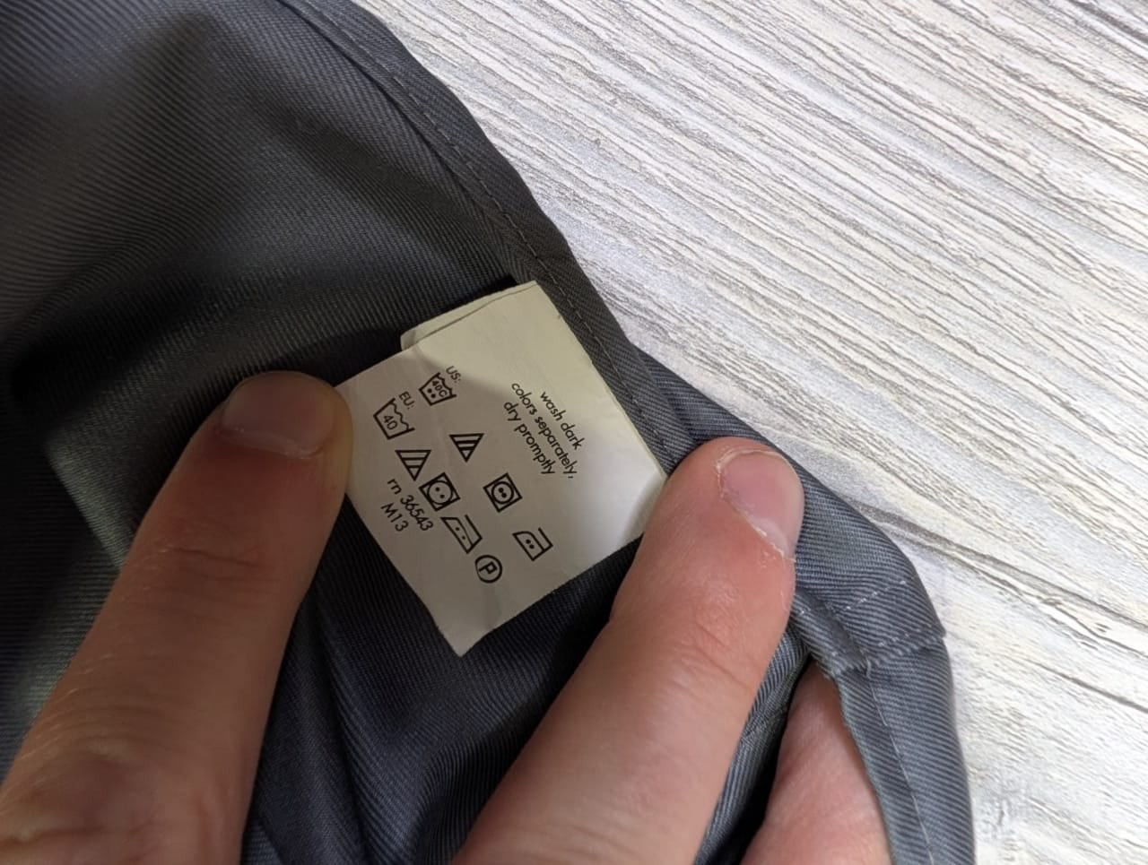 ck Calvin Klein Men’s Slim Fit Infinite Non-Iron Dress Shirt Gray 16.5 32/33