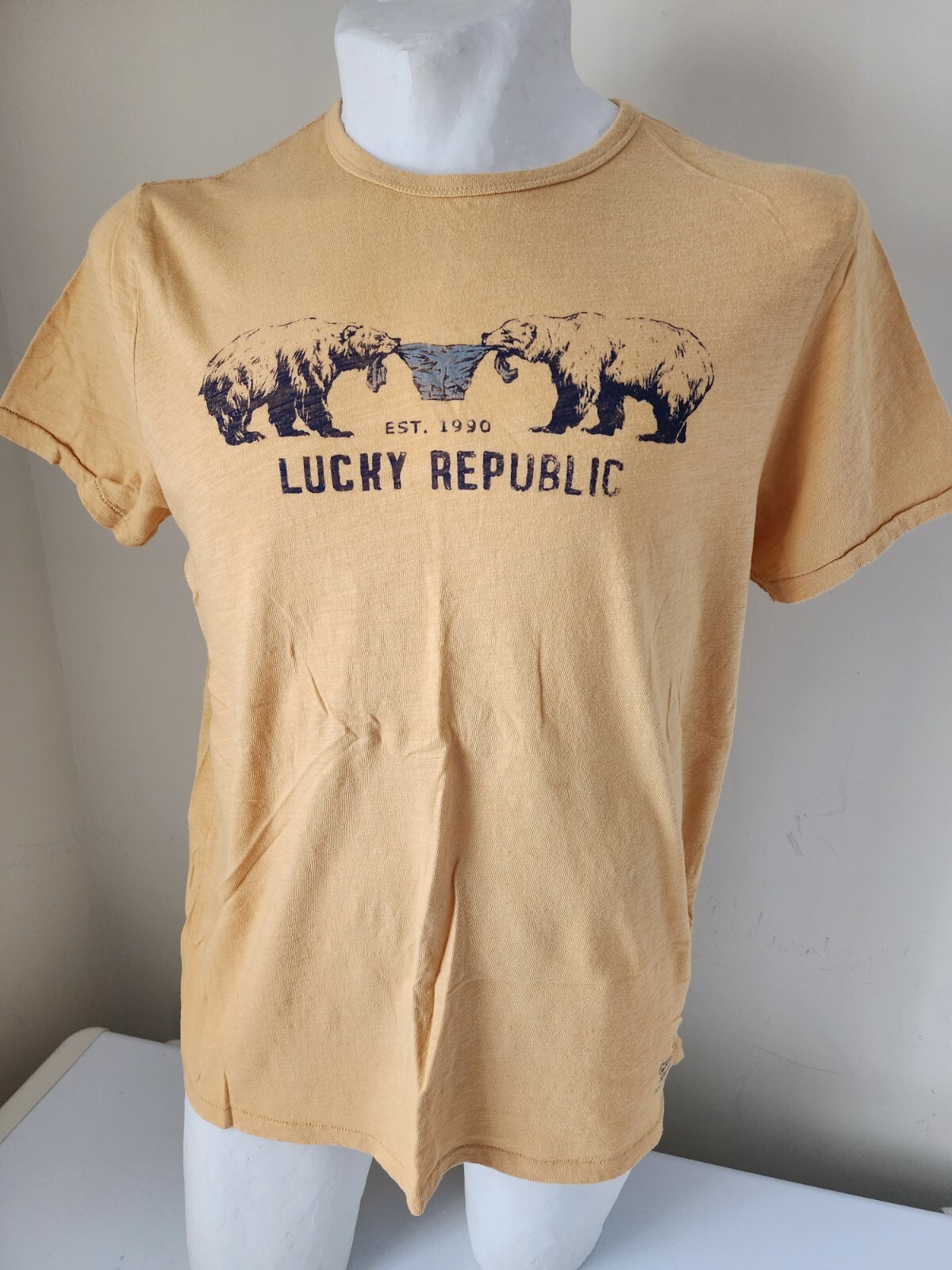 Lucky Brand Republic Bears tugging Blue Jeans Vtg Tee T-Shirt California Mens