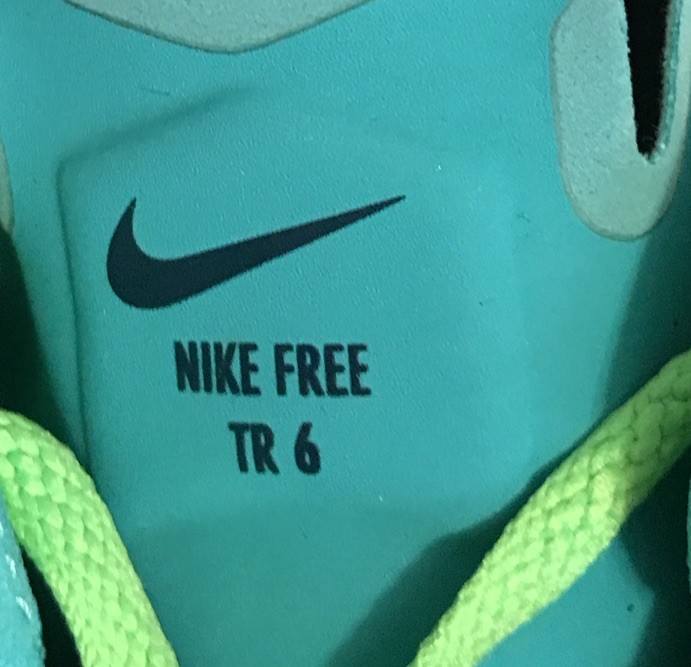Nike Free TR Woman’s Low Top Lace-Up Training Sneakers Turquoise/Green