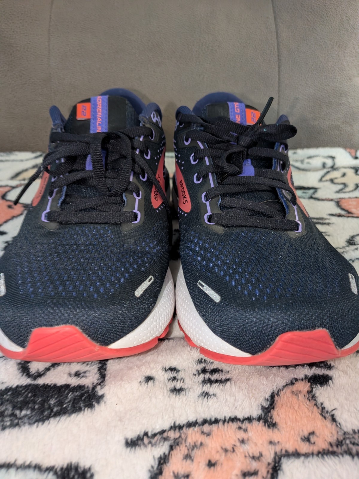 Brooks Shoes women’s Size 9.5 Wide Purple, Black Coral Colors adrenaline ’22