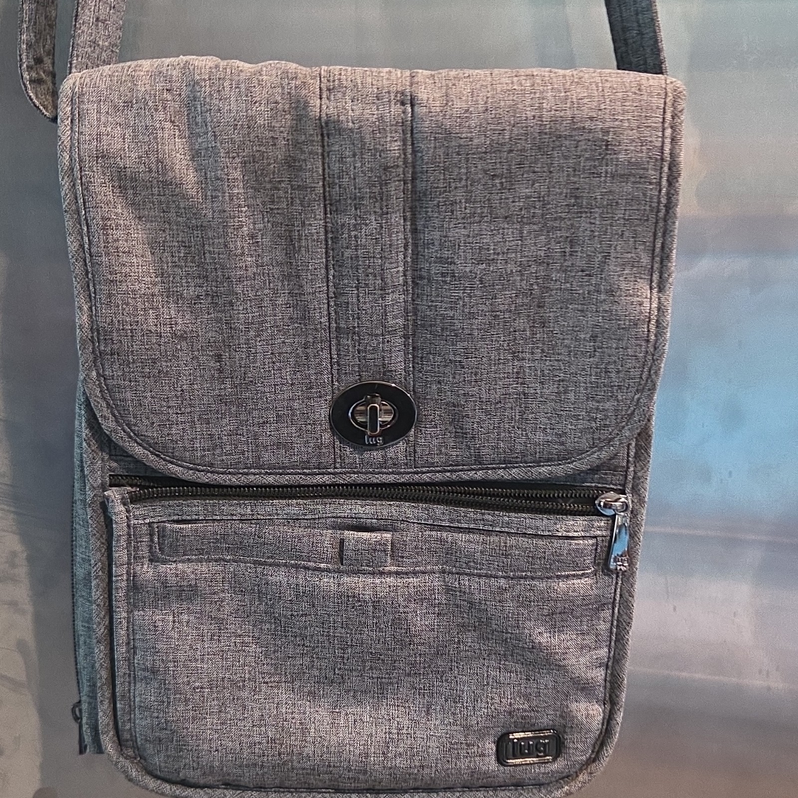 Lug Moped Gray Crossbody Bag Turn-Lock Flap Zip Pockets Organizer Key Holder