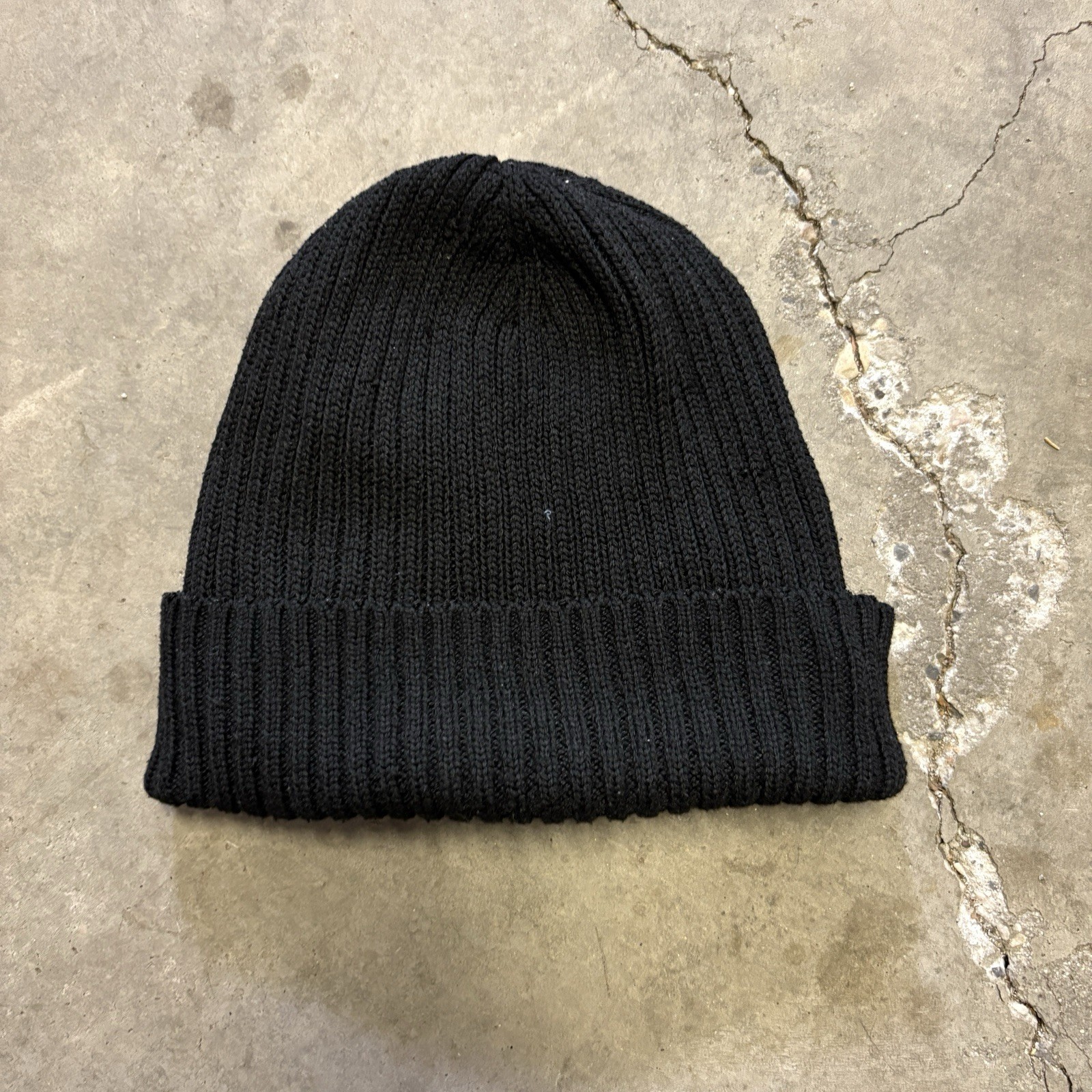 Black George Basic Beanie Hat for Cold Weather, Simple Cute Cap for Unisex