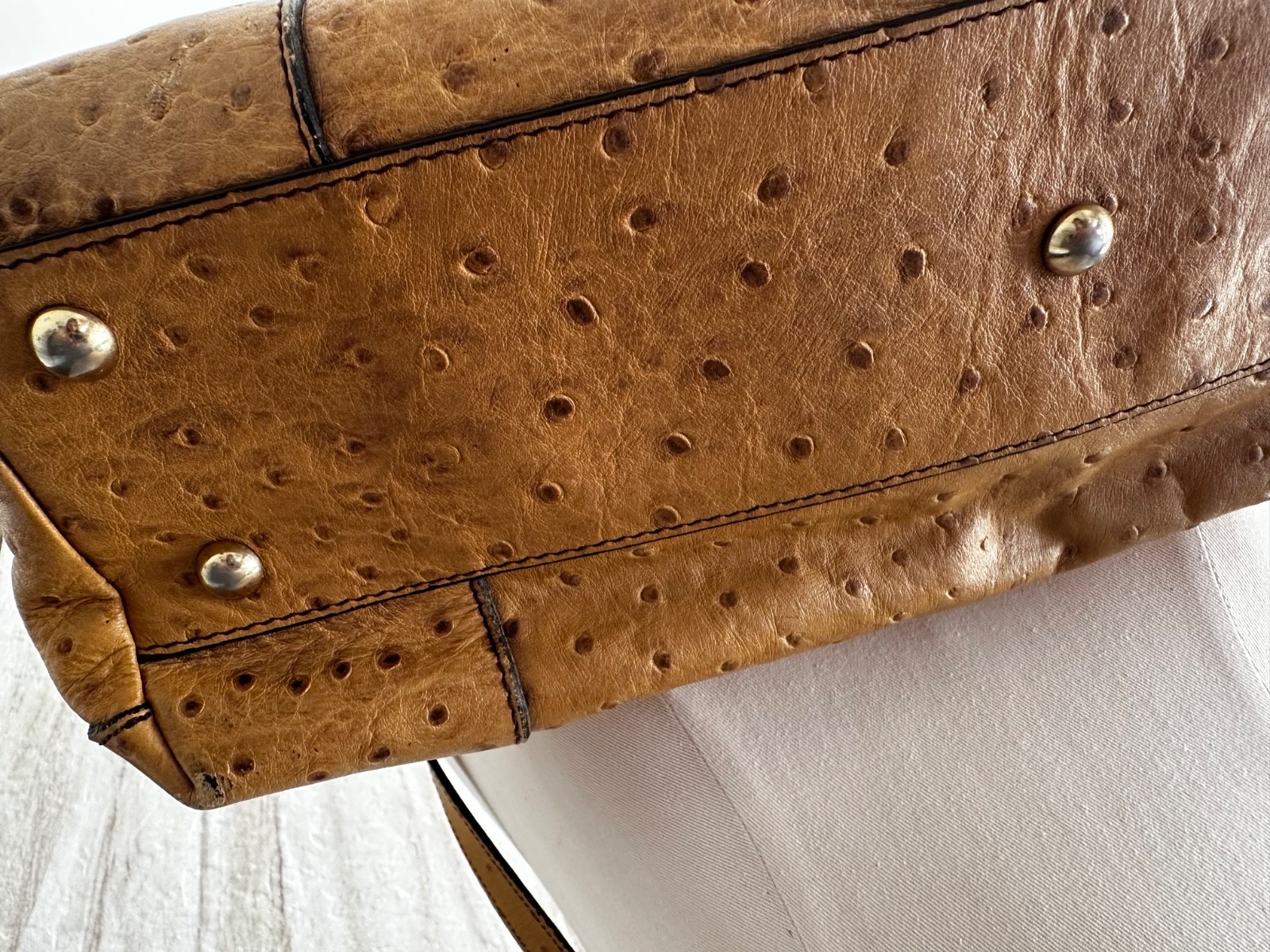 Furla handbag/shoulder bag in beige ostrich-embossed leather